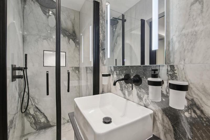 327 Suite Le Marais - Superb Apartment In París Exterior foto